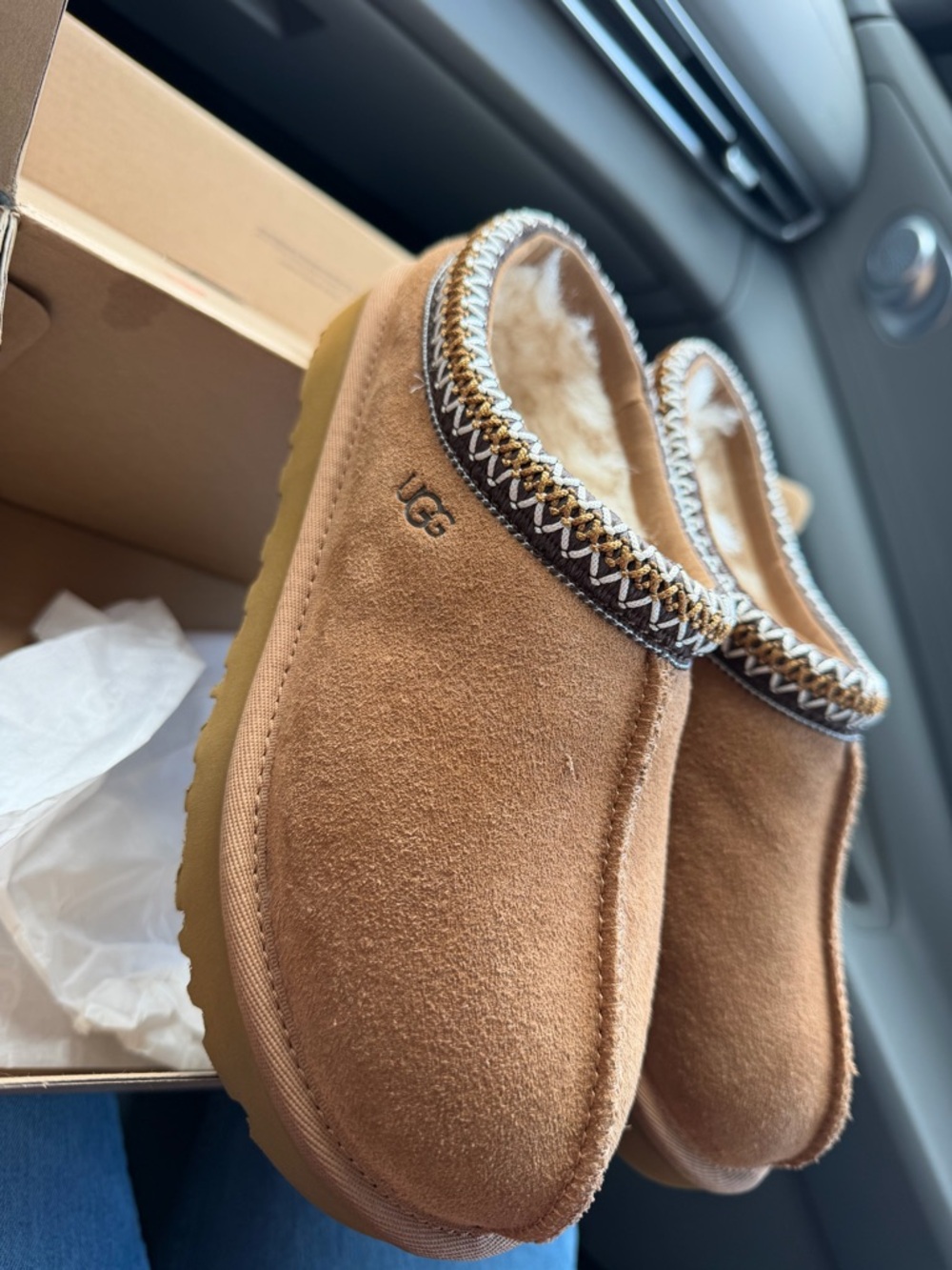 UGG Tasman’s - Picture 3 of 6